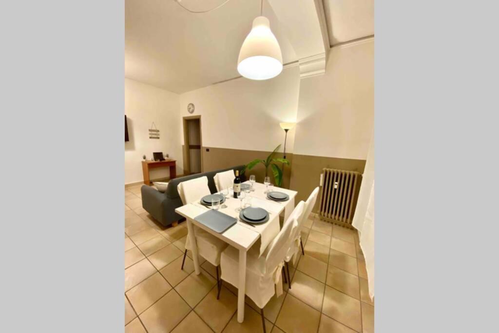 Appartamento Cozy In Super Centro! Άστι Εξωτερικό φωτογραφία
